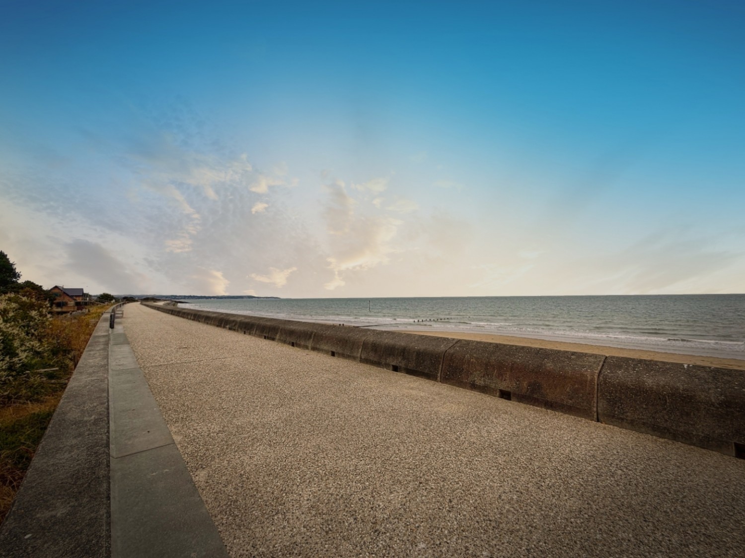 4 bedroom House for sale in Seawall, Dymchurch, Romney Marsh