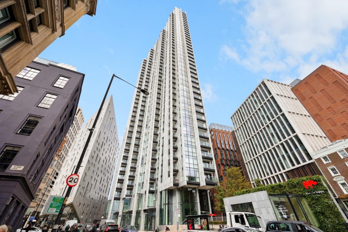 City Road, London, EC1V