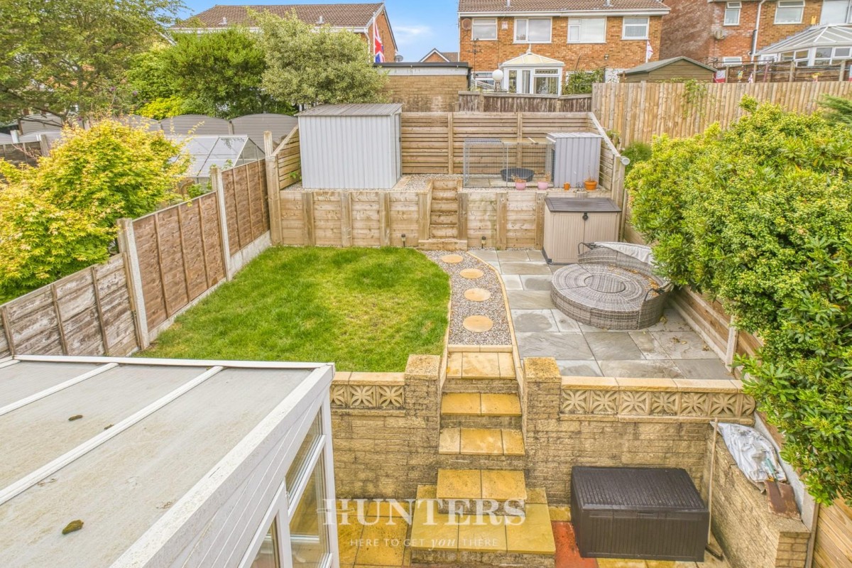 Glenwood Drive, Middleton M24