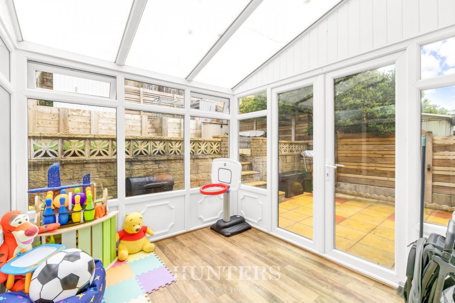 3 bedroom House for sale in Glenwood Drive, Middleton M24