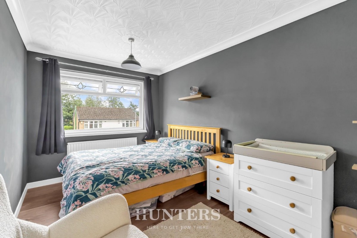 Glenwood Drive, Middleton M24