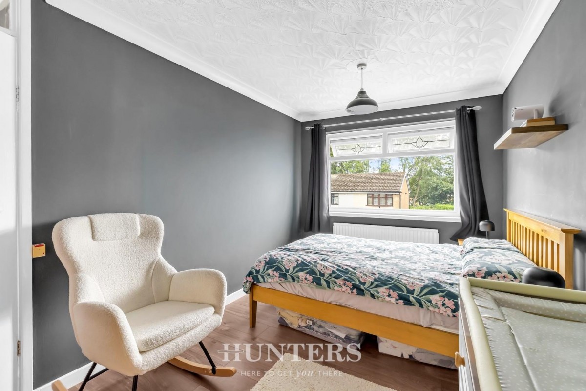 Glenwood Drive, Middleton M24