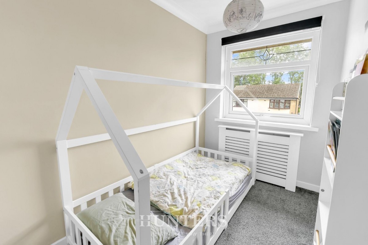 Glenwood Drive, Middleton M24
