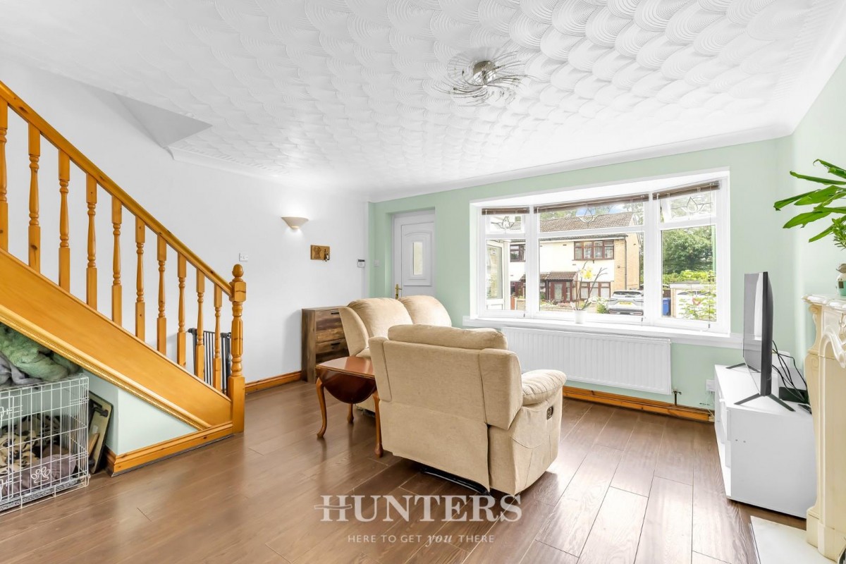 Glenwood Drive, Middleton M24