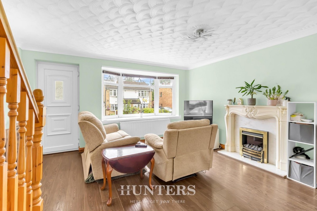 Glenwood Drive, Middleton M24