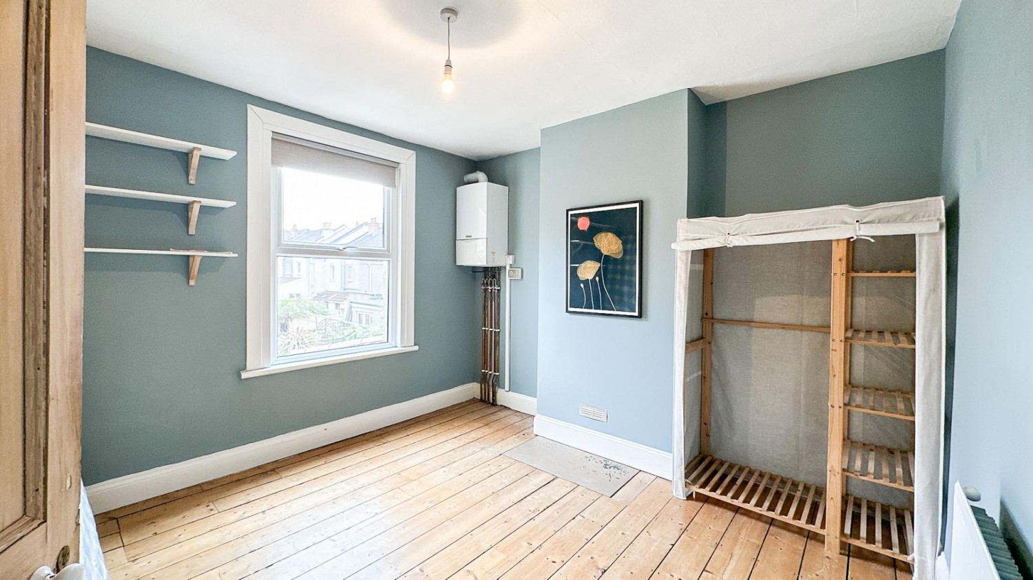 2 bedroom House to let in Hill Avenue, Victoria Park, Bristol