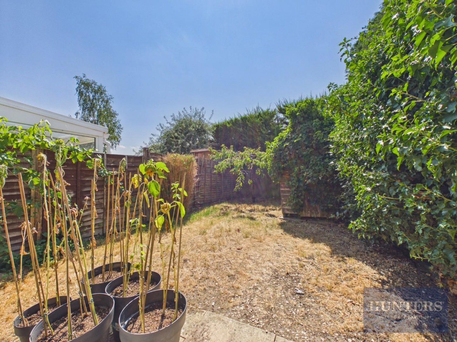 3 bedroom House to let in Rolleston Way, Hatherley, Cheltenham