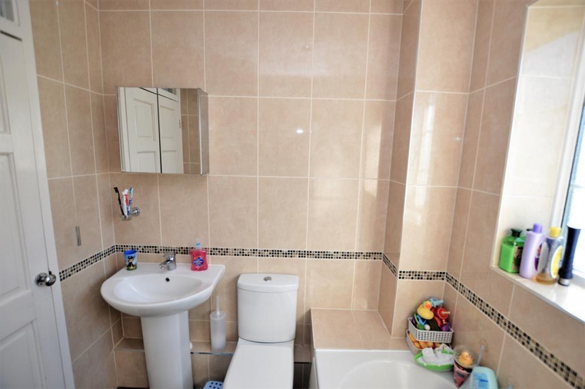 Ervins Lock Road, Wigston, LE18 4NQ