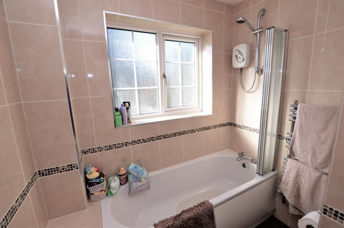Ervins Lock Road, Wigston, LE18 4NQ