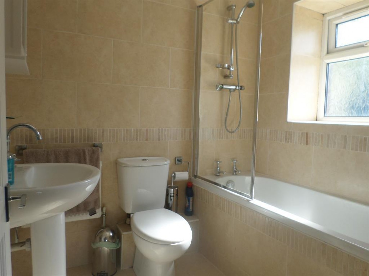 2 bedroom House to let in John Street, Nantymoel, Bridgend, CF32 7SU