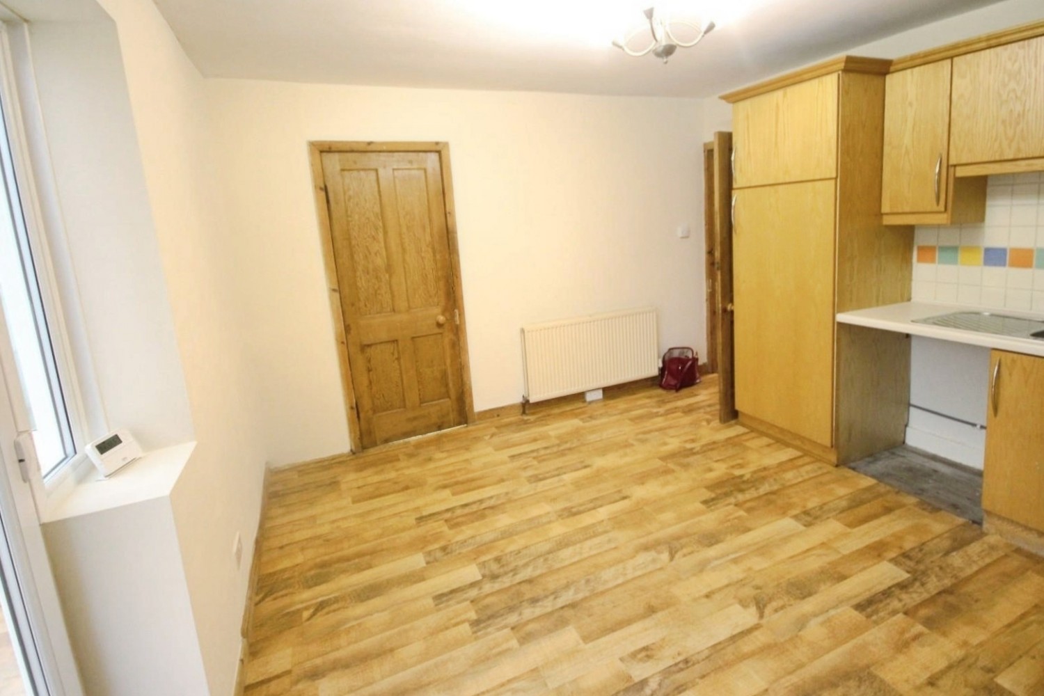 3 bedroom House to let in Manor Crescent, Pool In Wharfedale