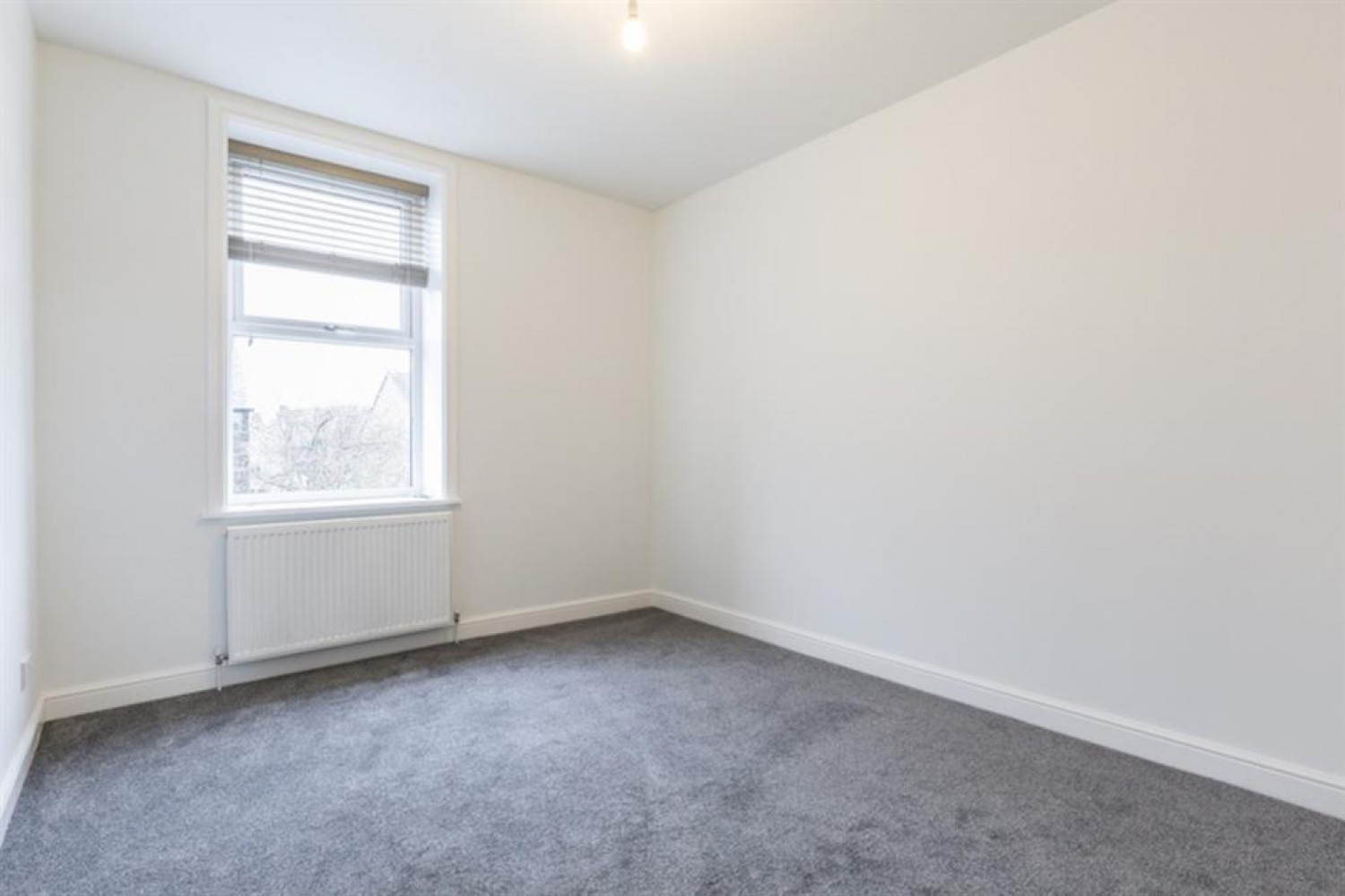 4 bedroom House to let in Wellington Road, Ilkley, LS29