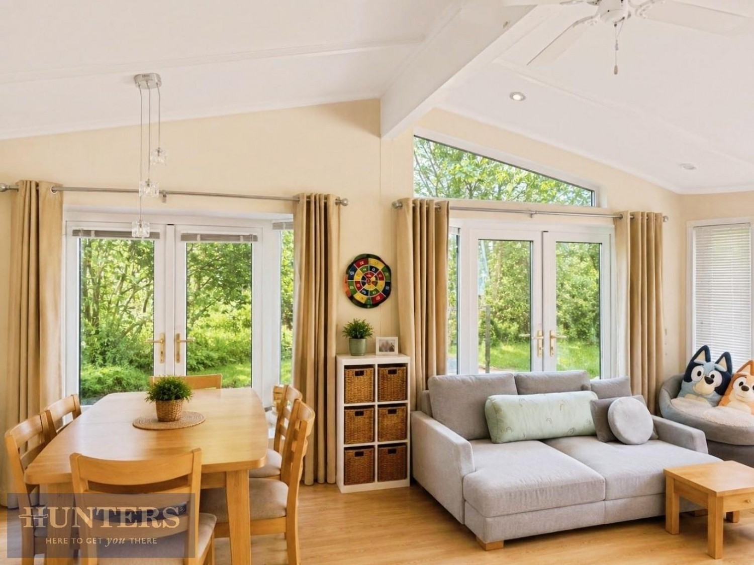 6 bedroom House for sale in Margards Lane, Verwood