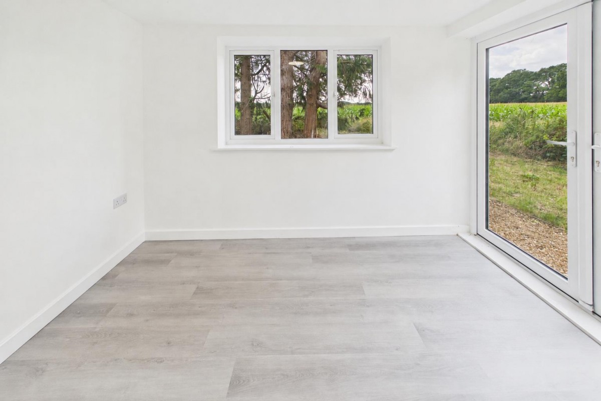Margards Lane, Verwood