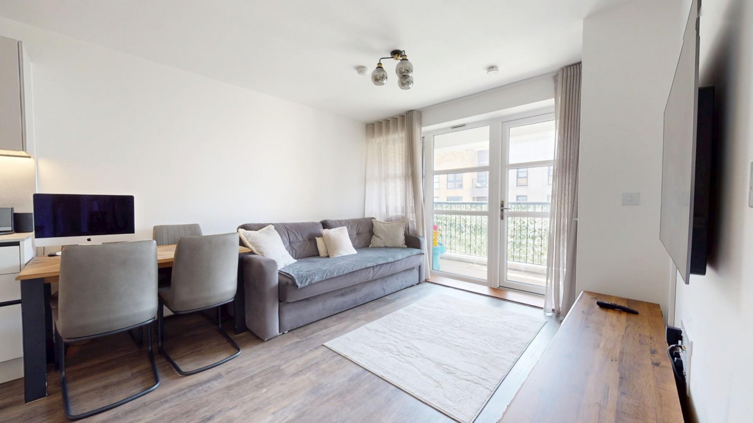 2 bedroom Flat for sale in Eastern Avenue, Western Cross, Ebbsfleet Valley, Swanscombe