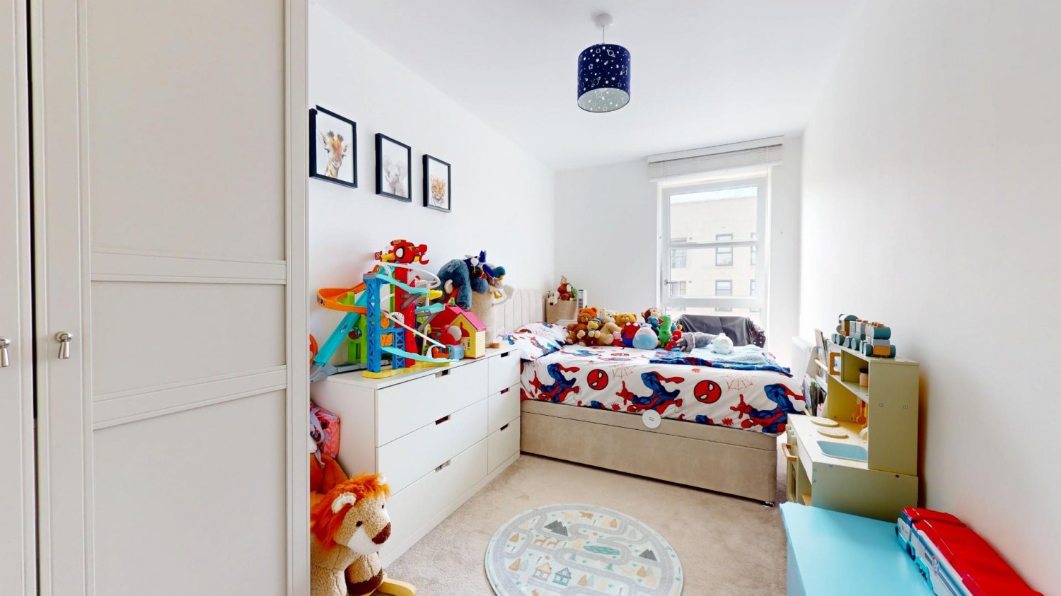2 bedroom Flat for sale in Eastern Avenue, Western Cross, Ebbsfleet Valley, Swanscombe