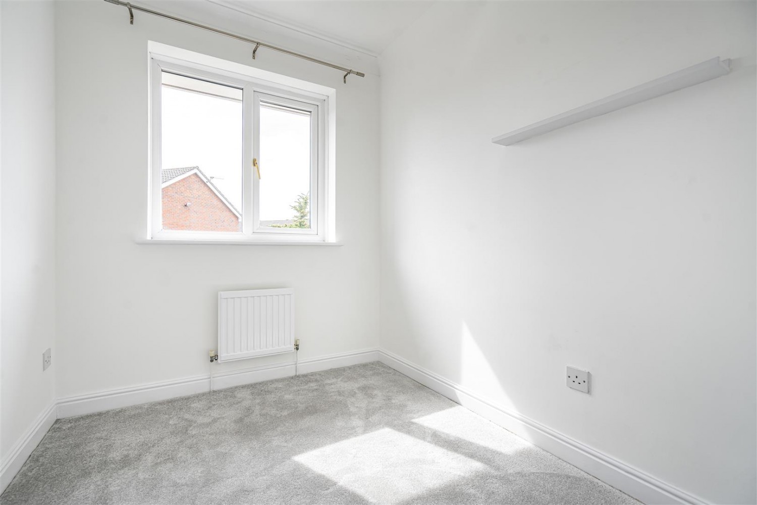 3 bedroom House to let in Linnets Wood Mews, Worsley, Manchester