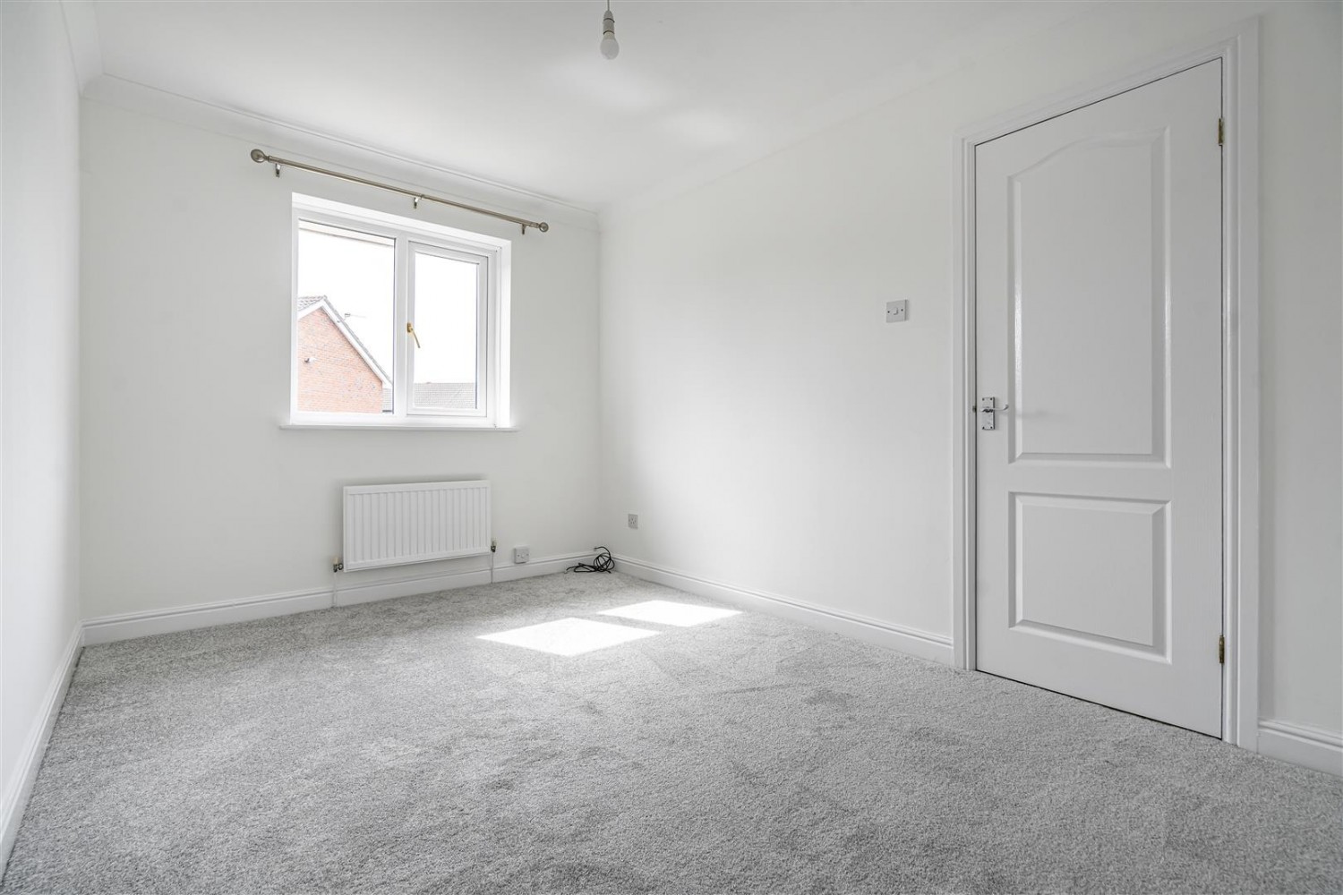 3 bedroom House to let in Linnets Wood Mews, Worsley, Manchester
