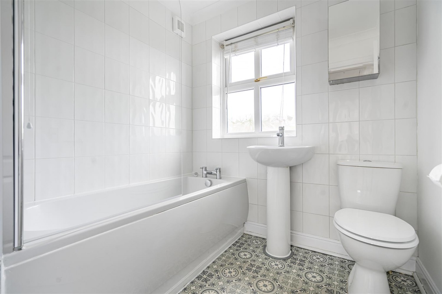 3 bedroom House to let in Linnets Wood Mews, Worsley, Manchester