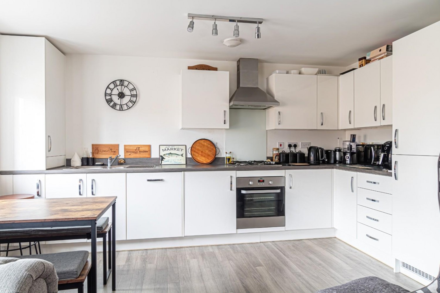 2 bedroom House to let in Theedway, Leighton Buzzard