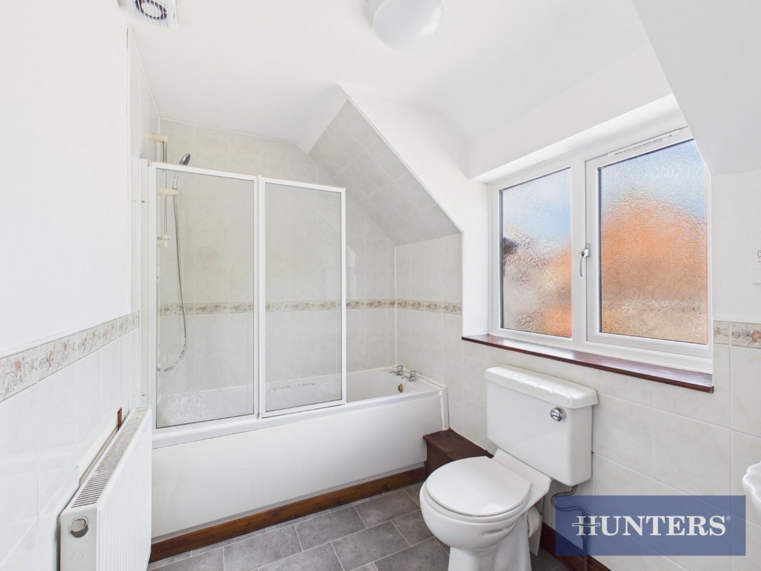 2 bedroom House to let in High Street, Bempton, Bridlington