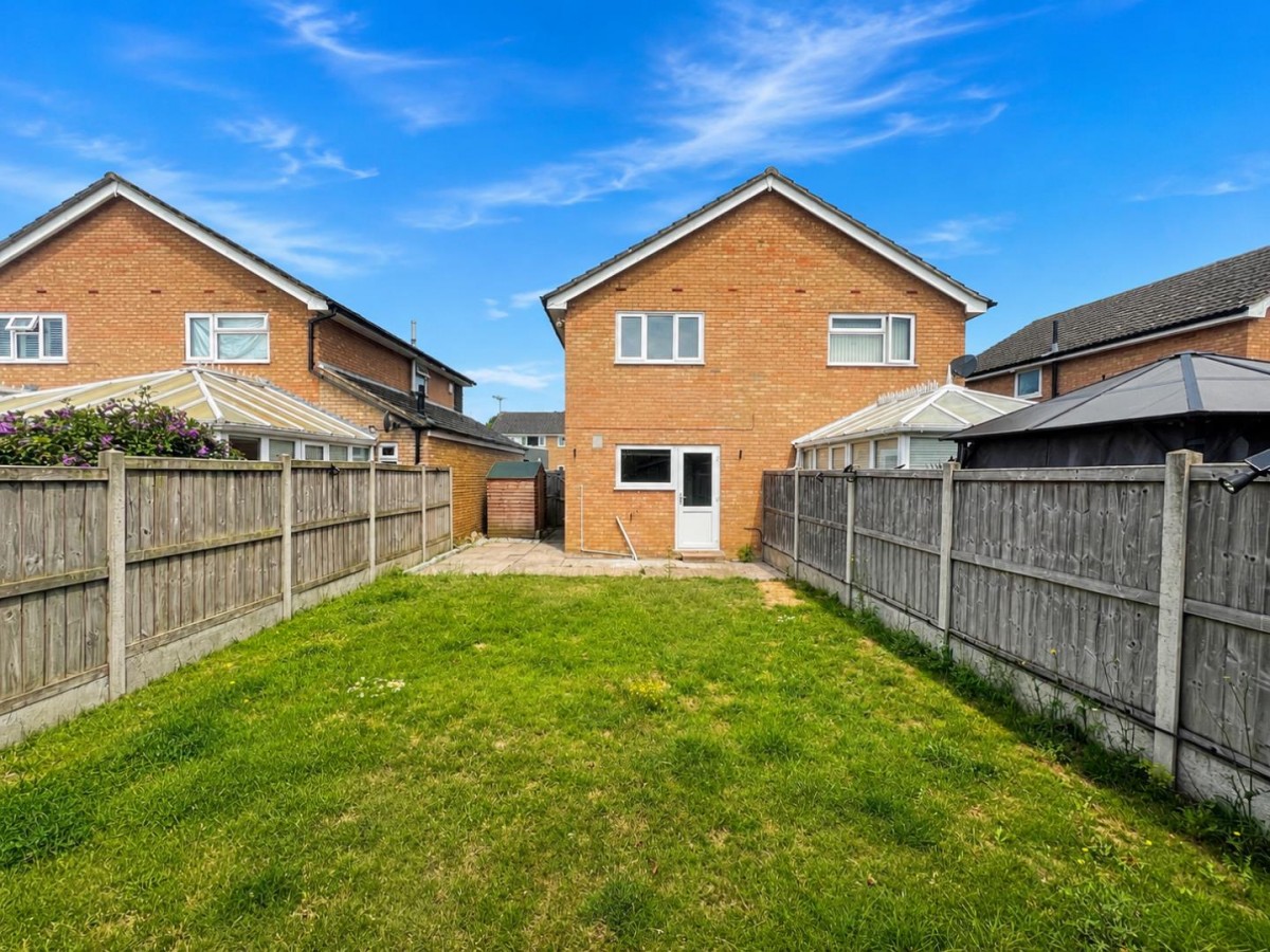 Holdenhurst, Ashford