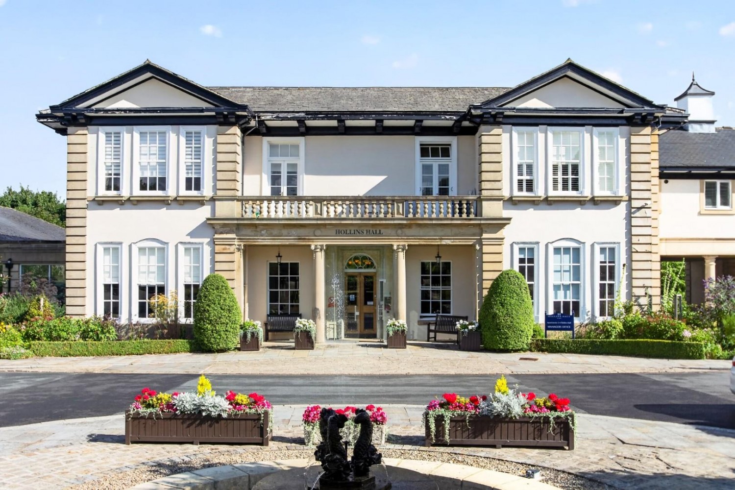 2 bedroom Flat for sale in Hollins Hall, Killinghall, Harrogate