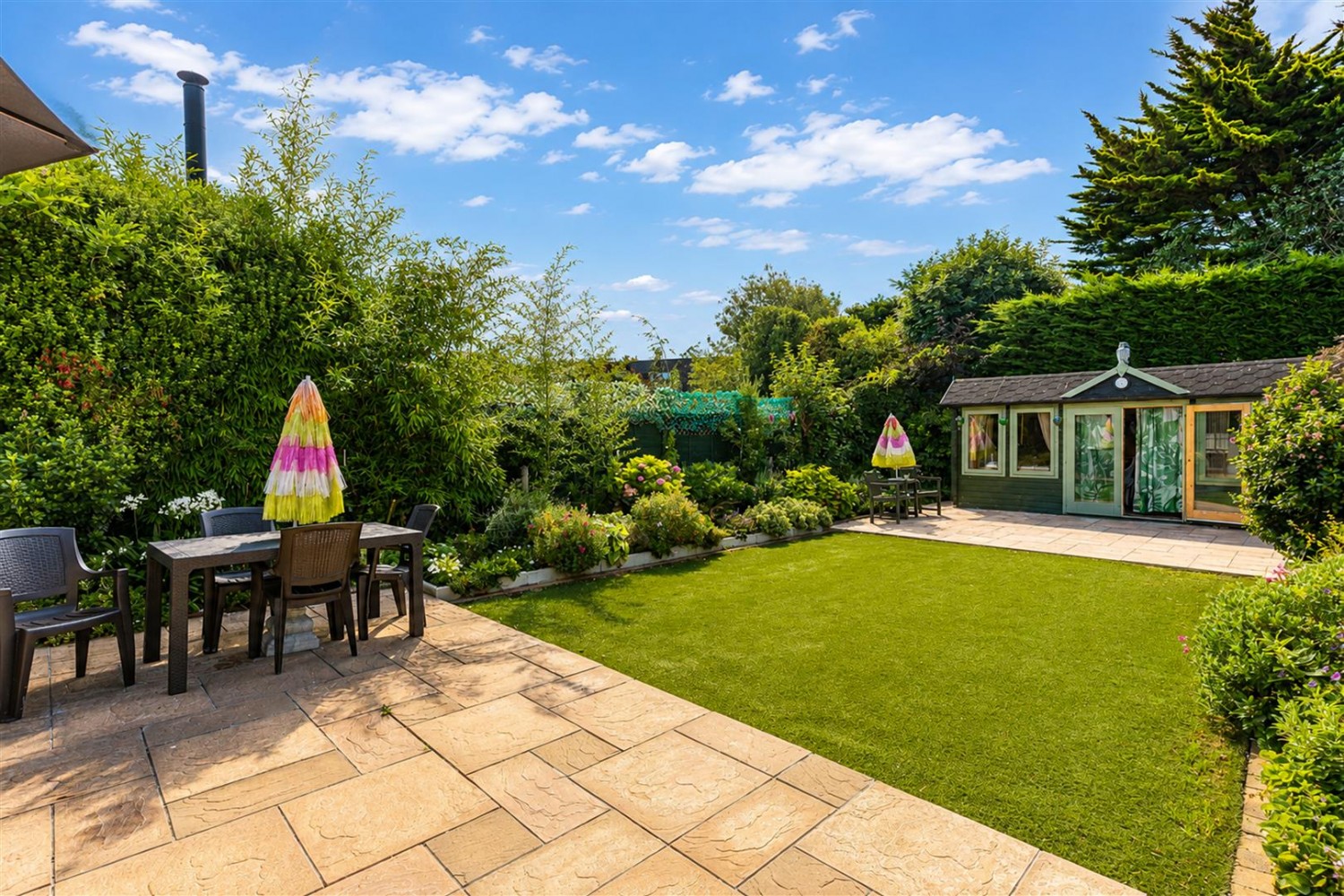 3 bedroom Bungalow for sale in Avenue Road, Walkford, Christchurch