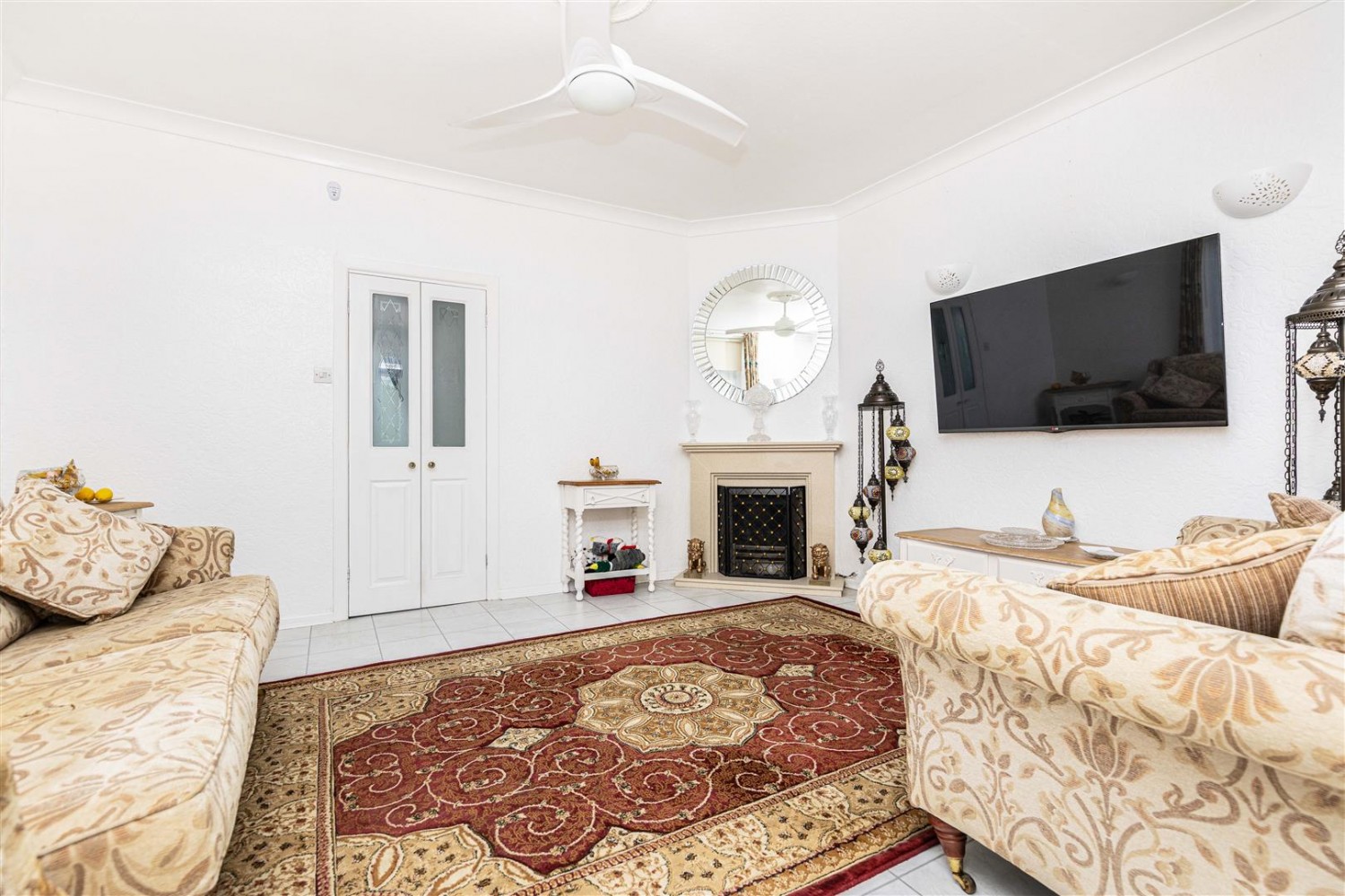 3 bedroom Bungalow for sale in Avenue Road, Walkford, Christchurch