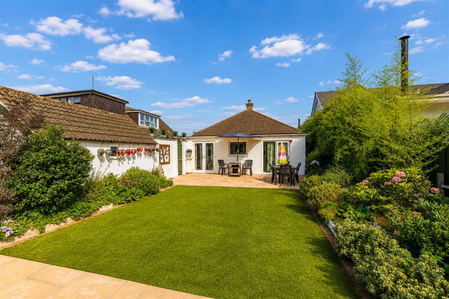 3 bedroom Bungalow for sale in Avenue Road, Walkford, Christchurch