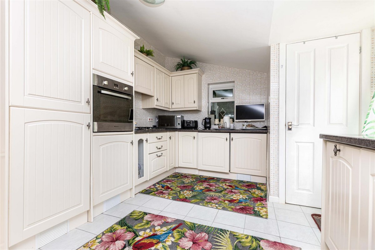 Avenue Road, Walkford, Christchurch