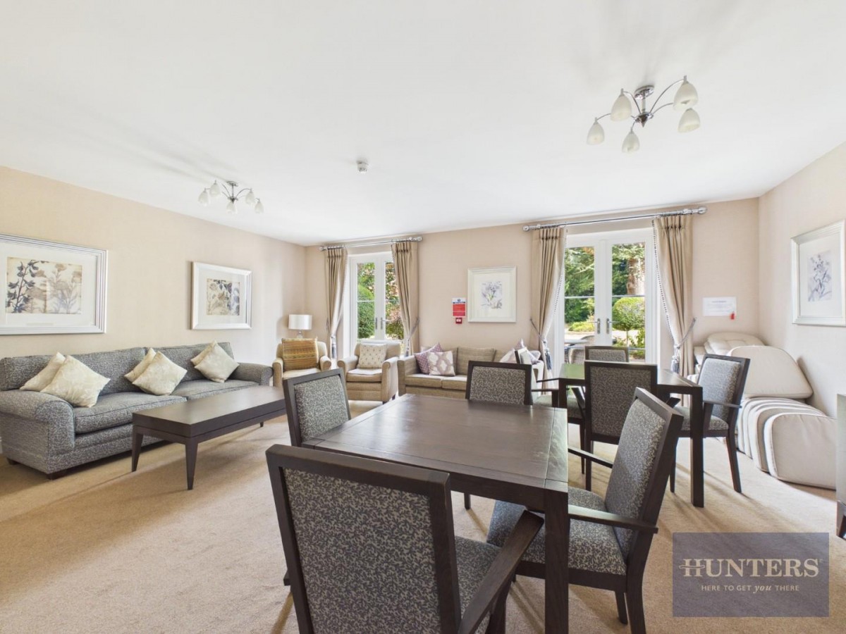 Cedar Court, Humphris Place, Cheltenham