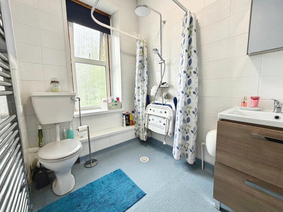 Cleeve Road, Knowle, BS4 2JP