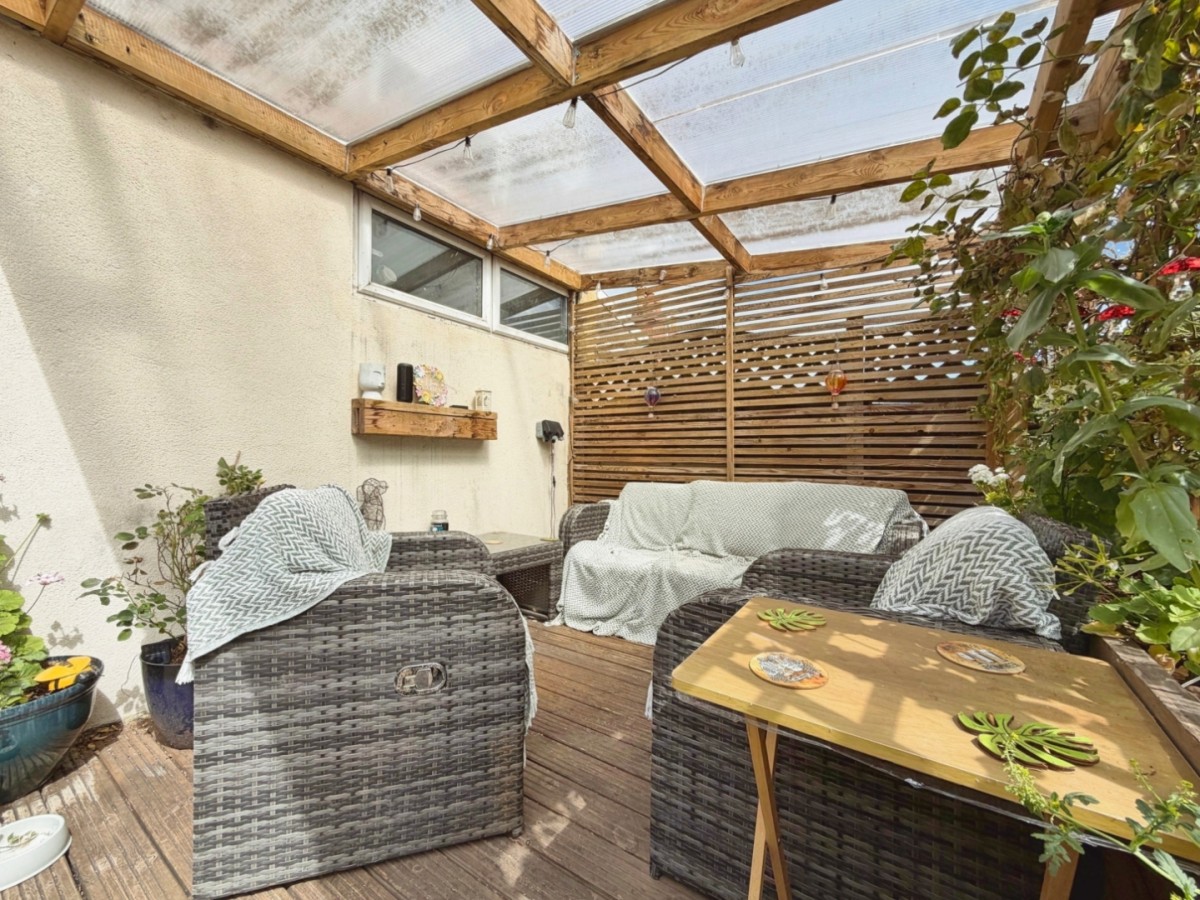Cleeve Road, Knowle, BS4 2JP