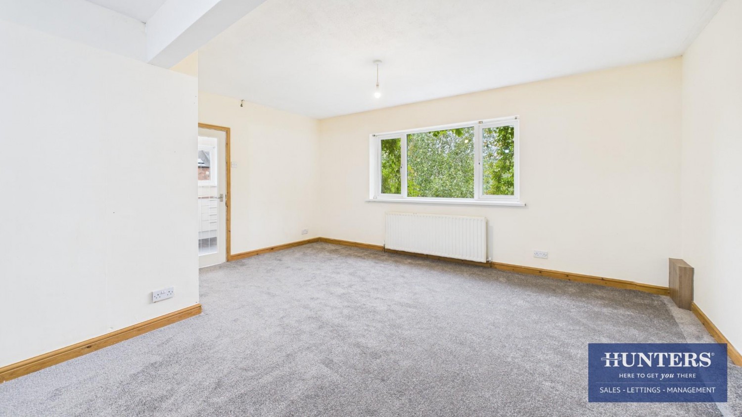 2 bedroom Flat to let in Front Street, East Boldon