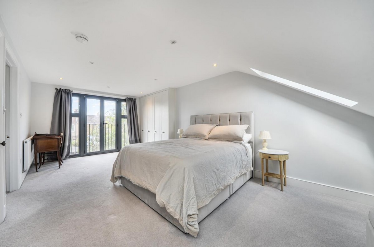 Ardgowan Road, London, SE6 1UU