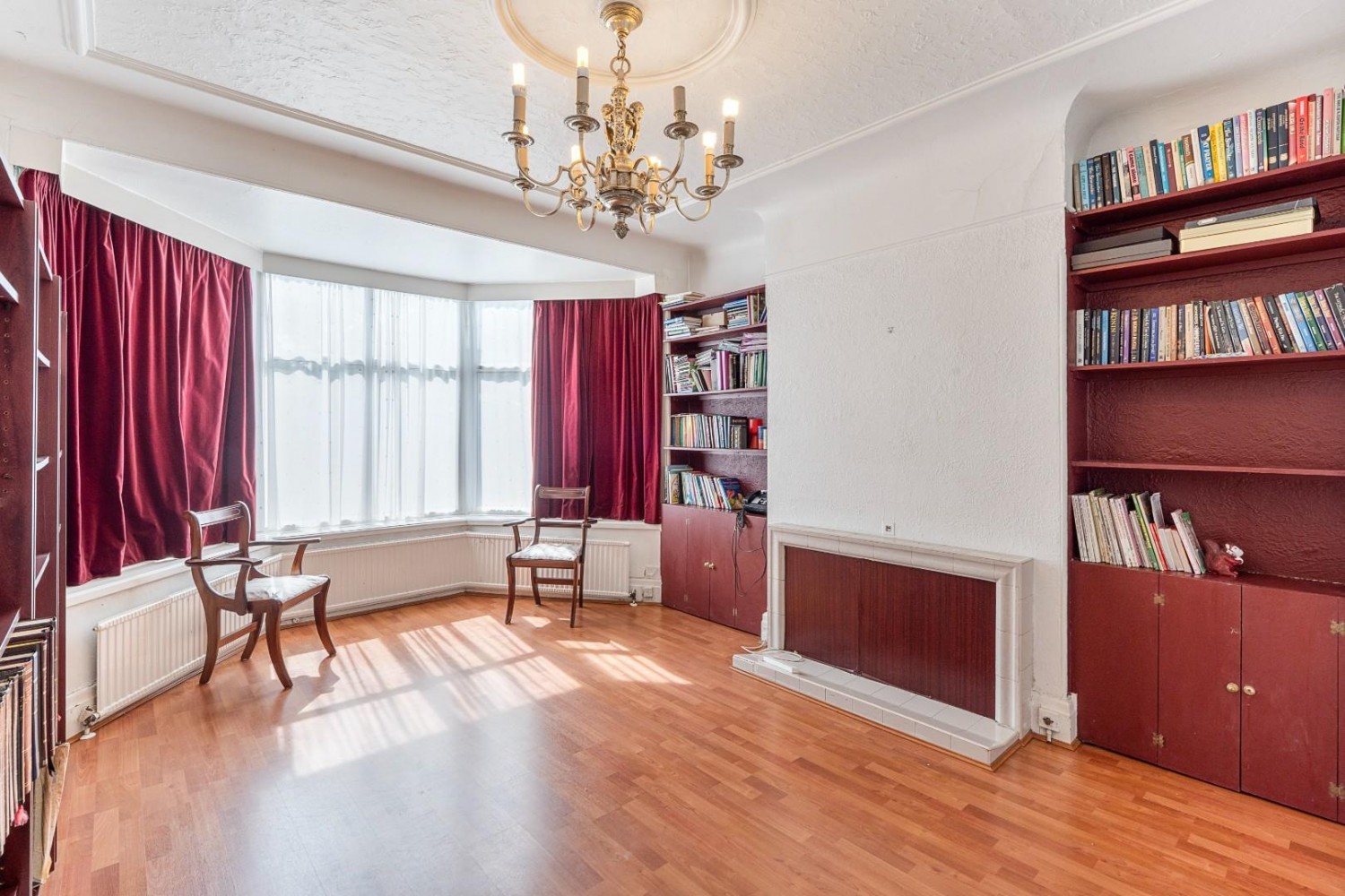 6 bedroom House for sale in Scott Hall Road, Moortown, Leeds