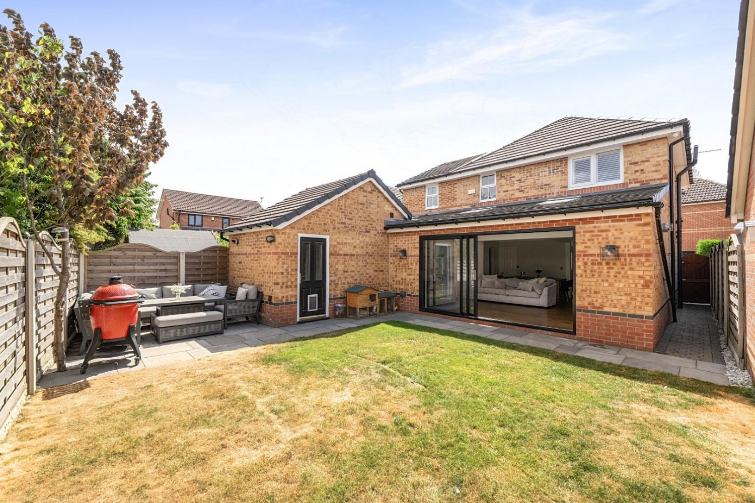 4 bedroom House for sale in Swallowood Court, Brampton Bierlow, Rotherham