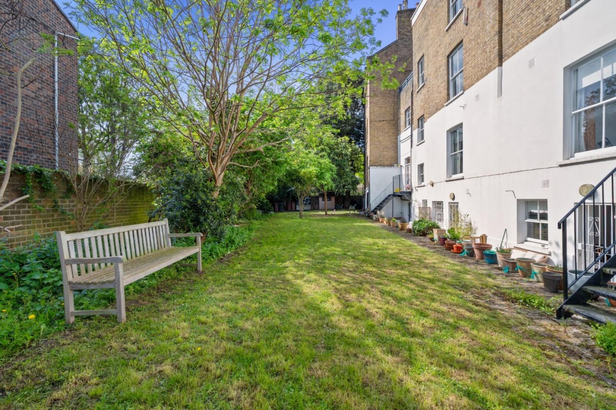Albion Road, London, N16
