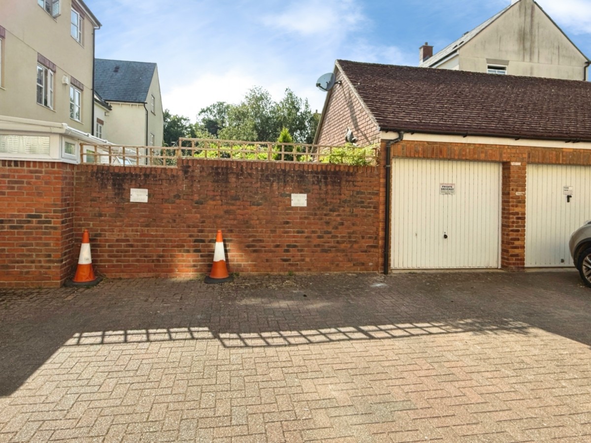Home Orchard, Ebley, Stroud