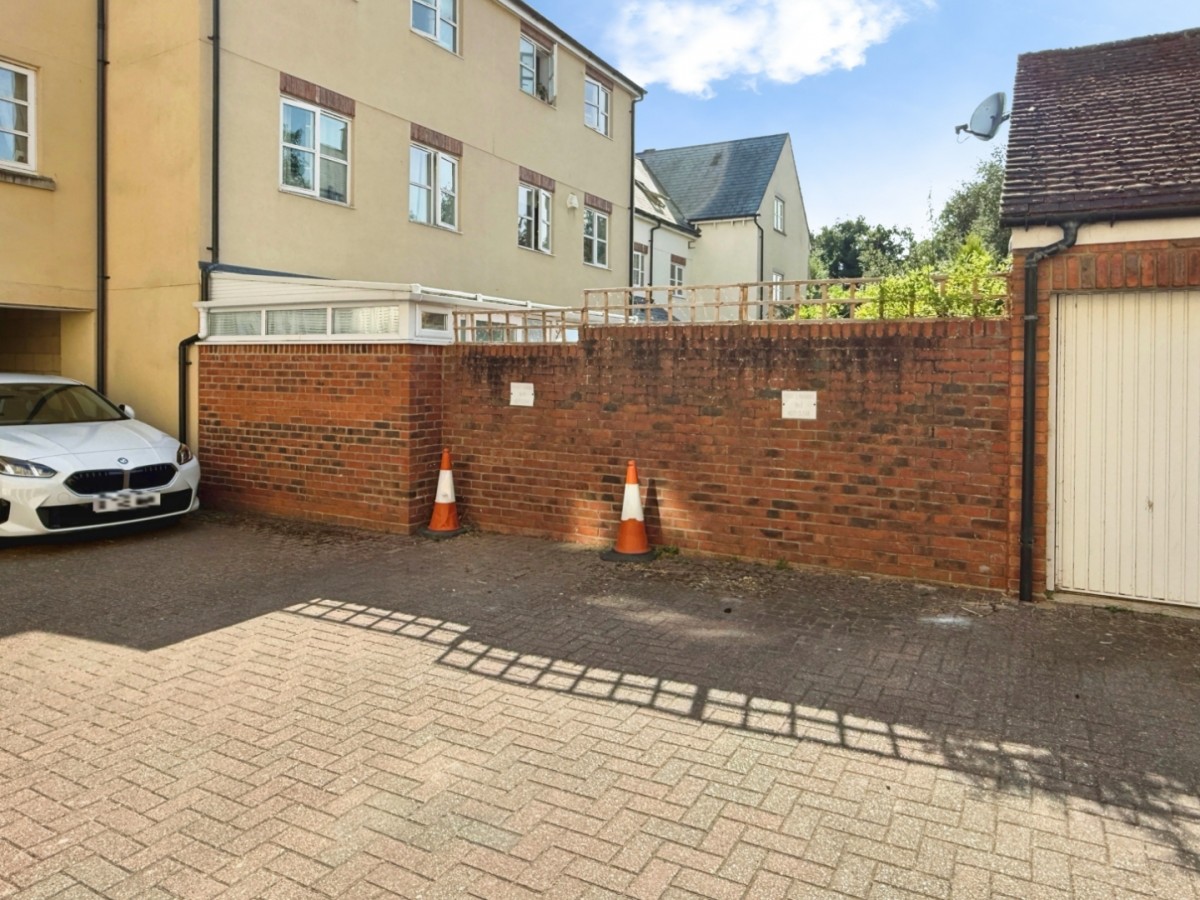 Home Orchard, Ebley, Stroud