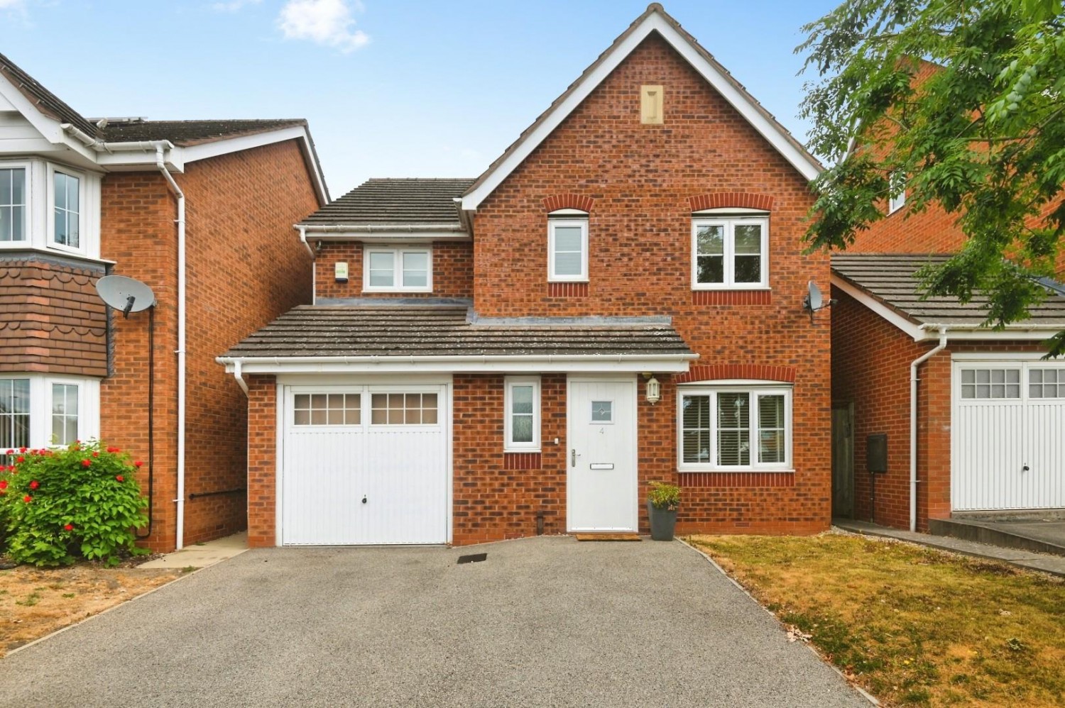 4 bedroom House for sale in Leyland Road, Glascote, Tamworth