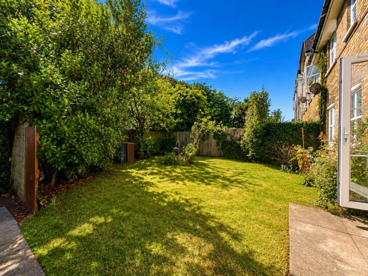 Mill Court, Ashford