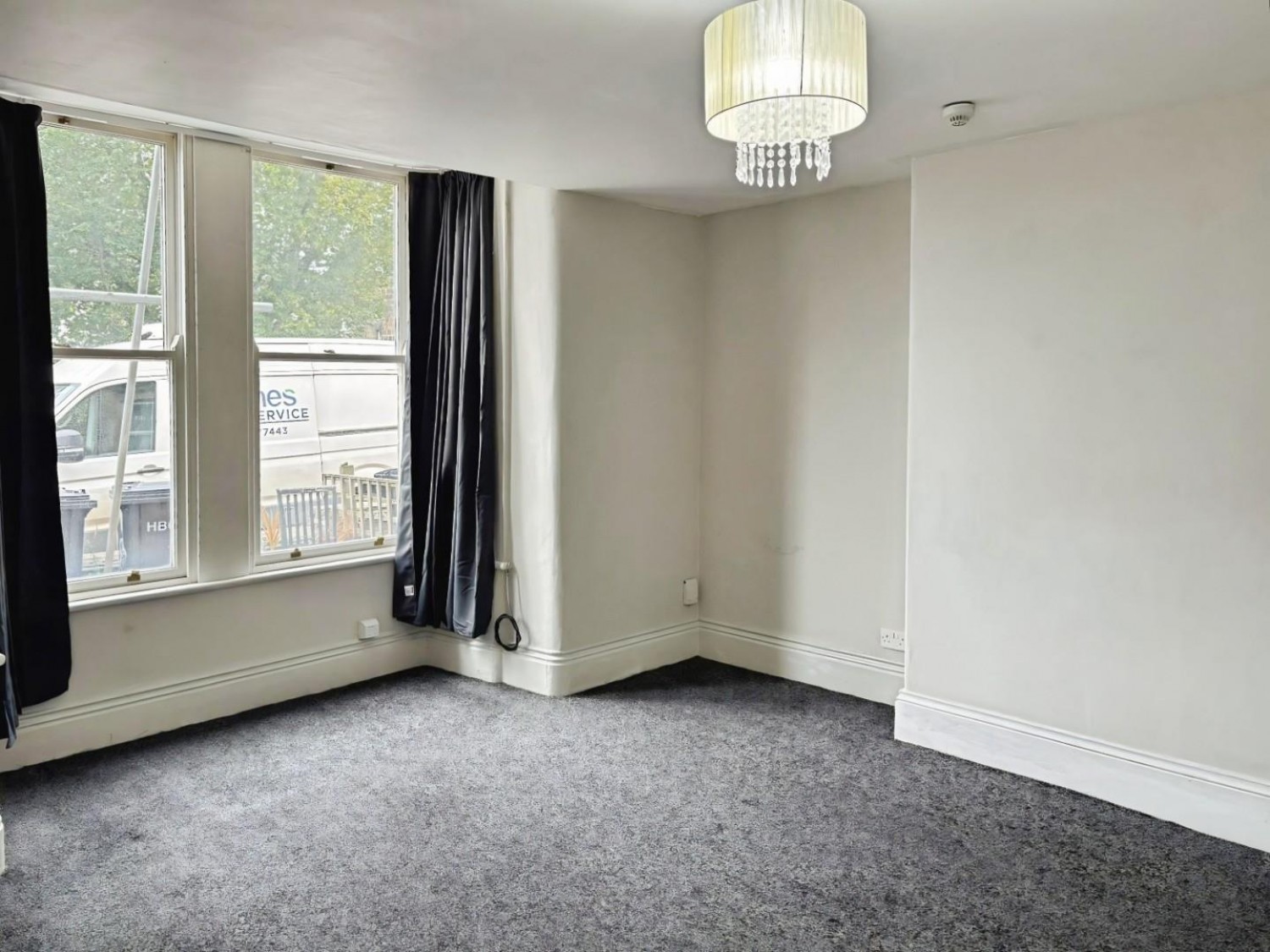 2 bedroom Flat to let in Hookstone Road, Harrogate, HG2 8BT