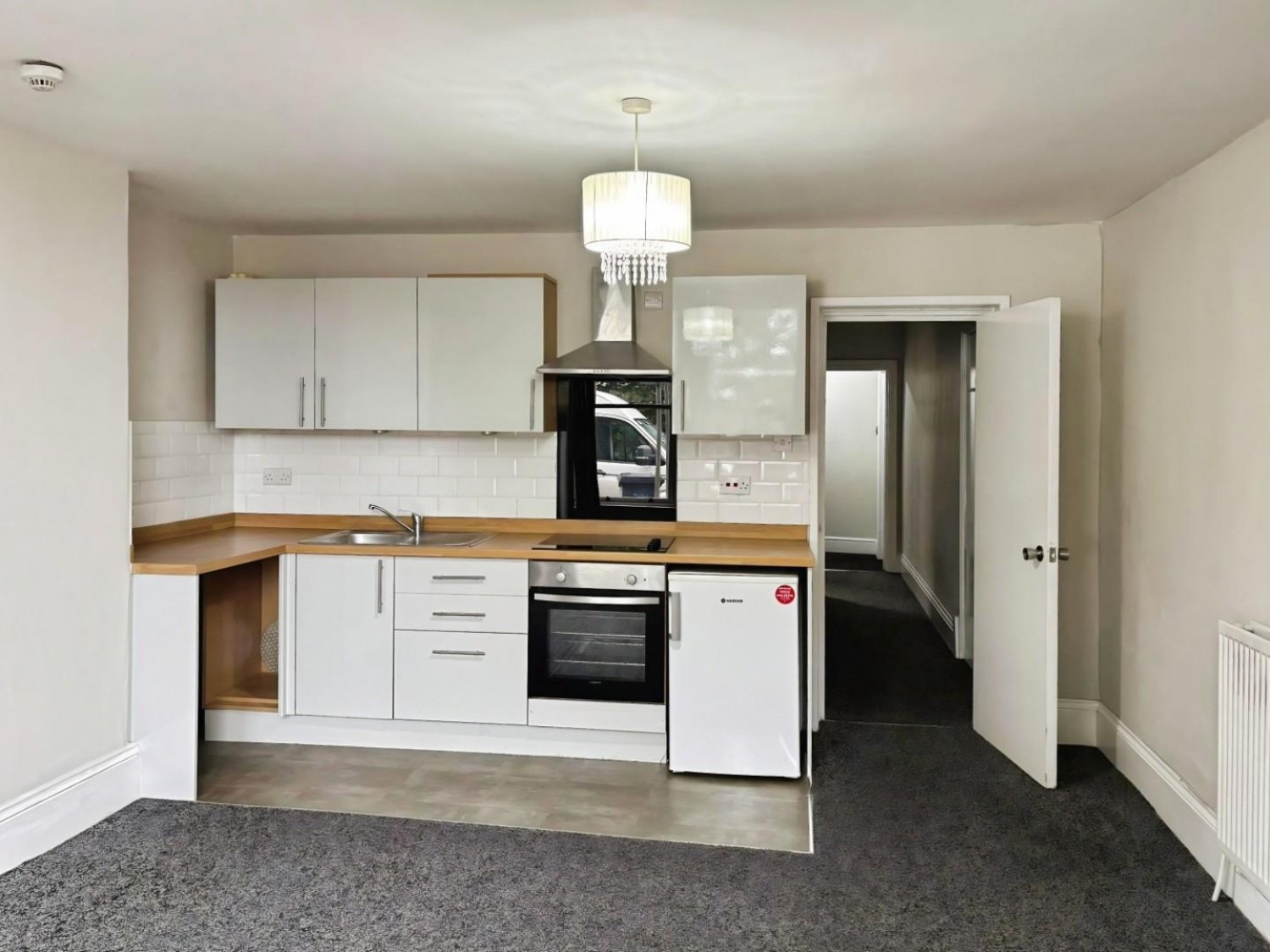 2 bedroom Flat to let in Hookstone Road, Harrogate, HG2 8BT