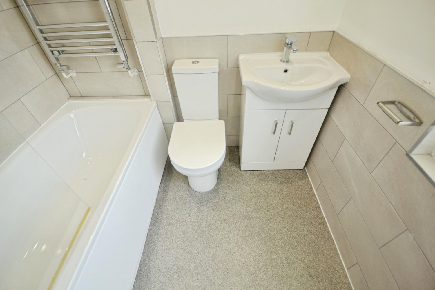 1 bedroom Flat to let in Granby Gardens, Reading