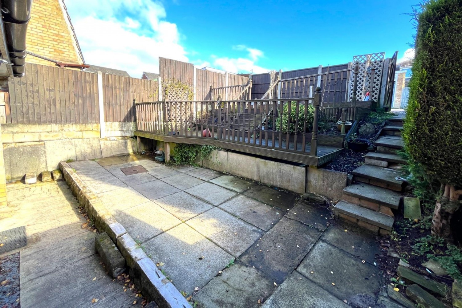 3 bedroom House to let in Dale Park Rise, Cookridge, Leeds