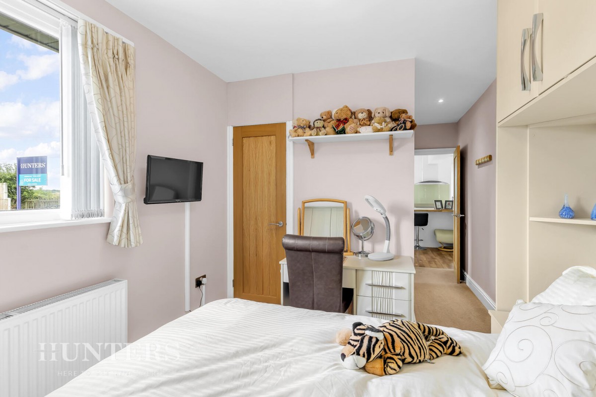 Milbury Drive, Hollingworth Lake OL15 0BZ