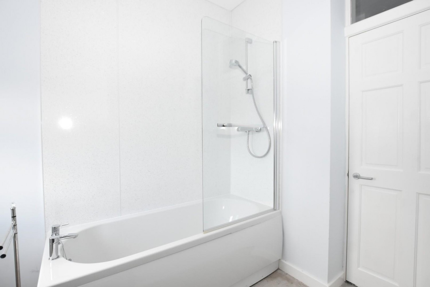 2 bedroom House to let in Church Street West, Chesterfield, Derbyshire