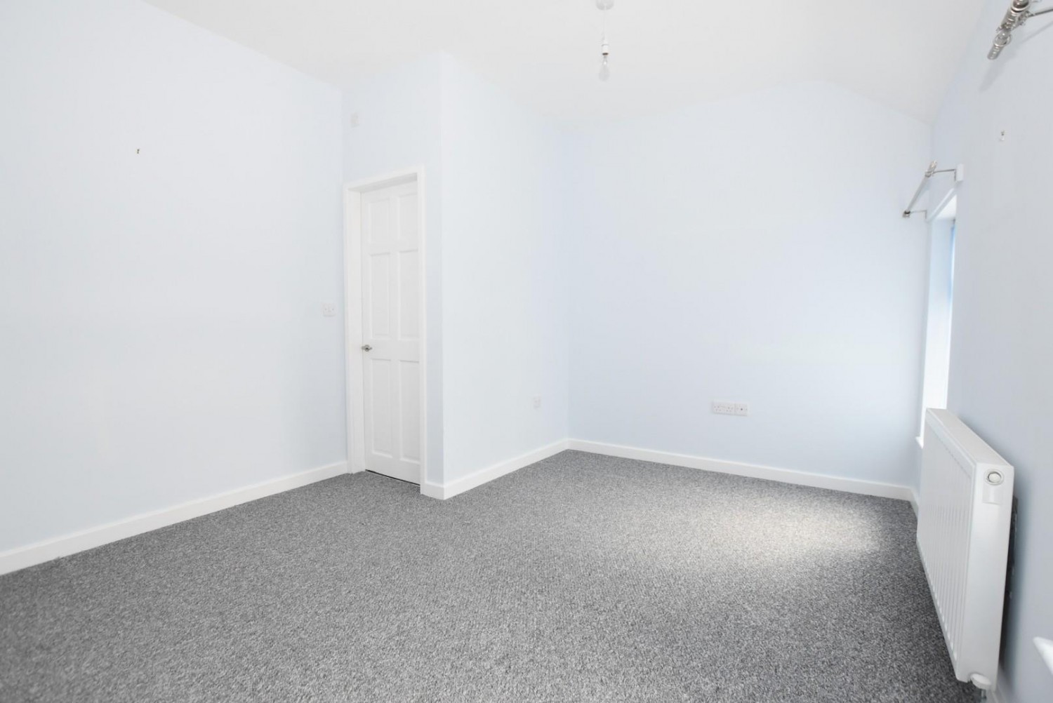 2 bedroom House to let in Church Street West, Chesterfield, Derbyshire
